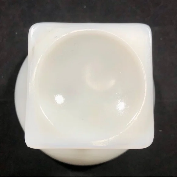 3 MILK GLASS PEDESTAL BOWLS/CANDY DISHES. 2 ROUND BOTTOM/1 SQUARE BOTTOM - Picture 12 of 13